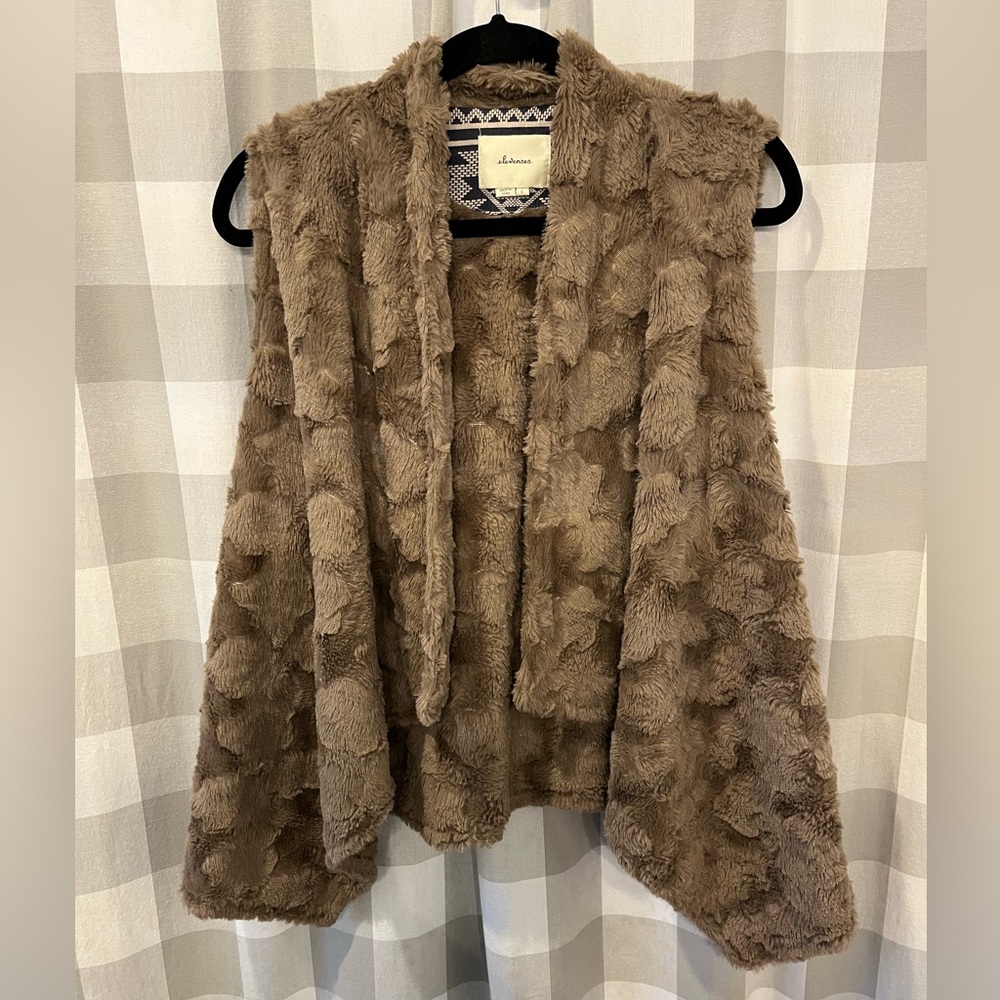 Elevenses Brown Textured Warm Vest